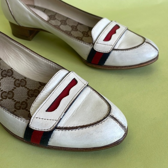 Vintage 70’s cream Gucci leather loafers - Picture 12 of 16